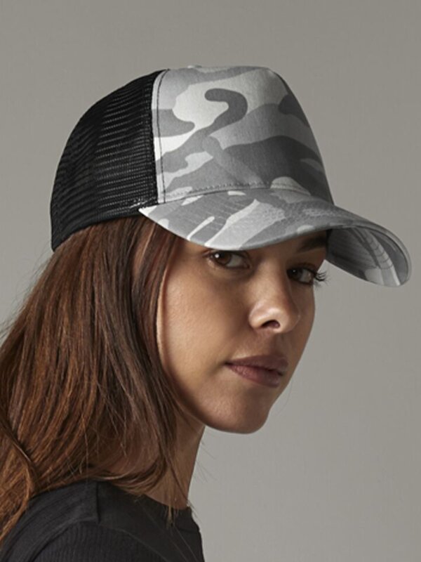 Beechfield Camo Snapback Trucker Cap Thumbnail